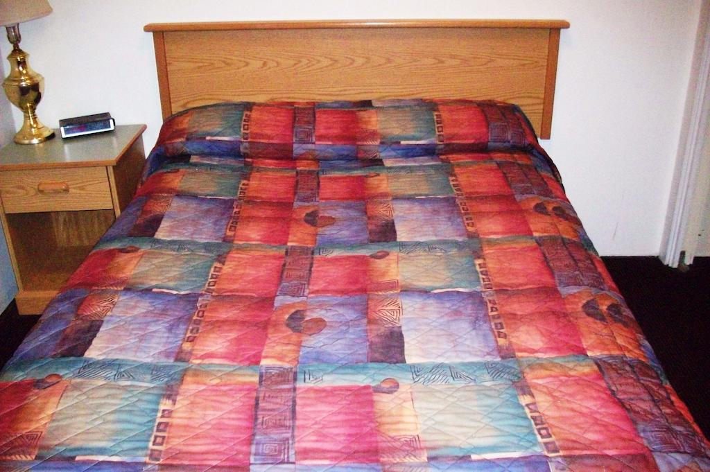 Hilander Motel Mountain Home Room photo